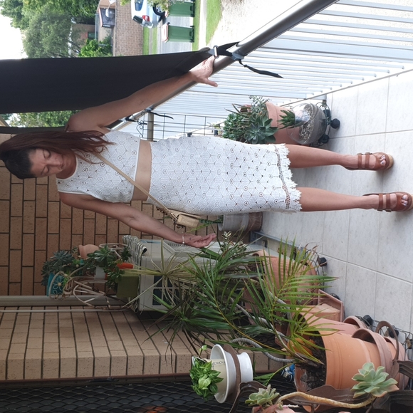 Absolutely Gorgeous Set Skirt and Crop Top - Picture 5 of 12